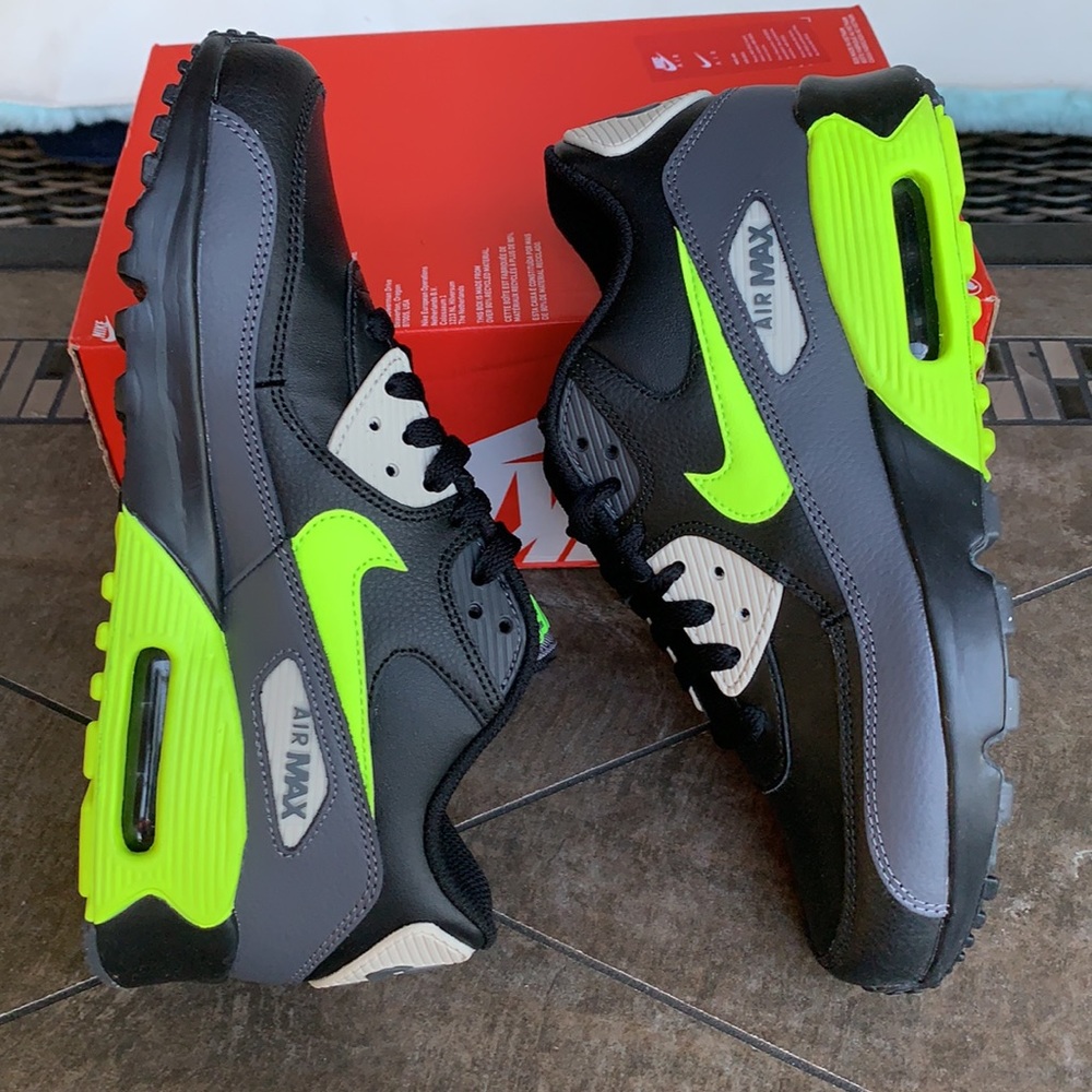 NIKE AIR MAX 90 LTR WMNS - Picture 8 of 14